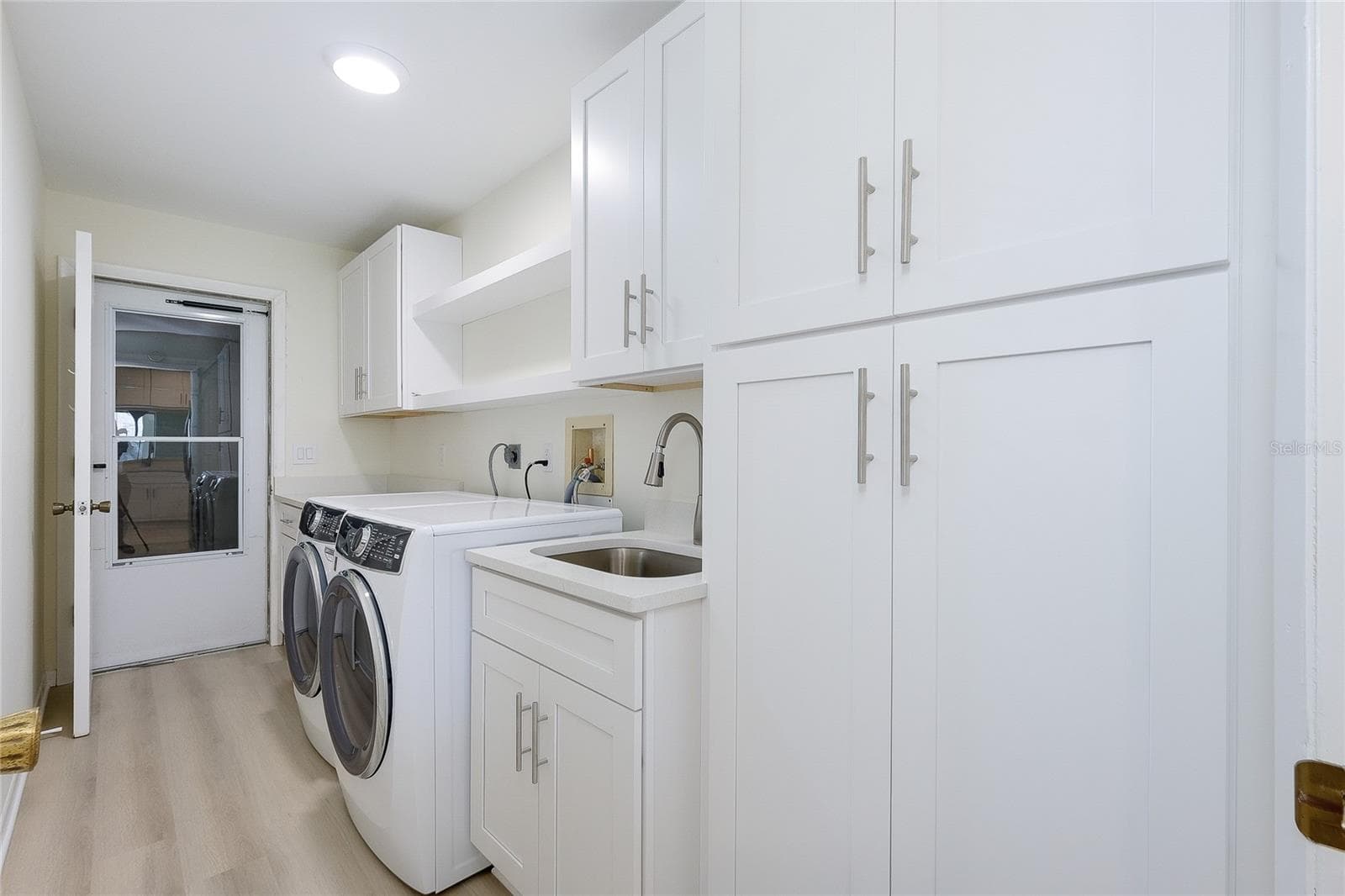5617 EVERGREEN DR — photo 41 of 56
