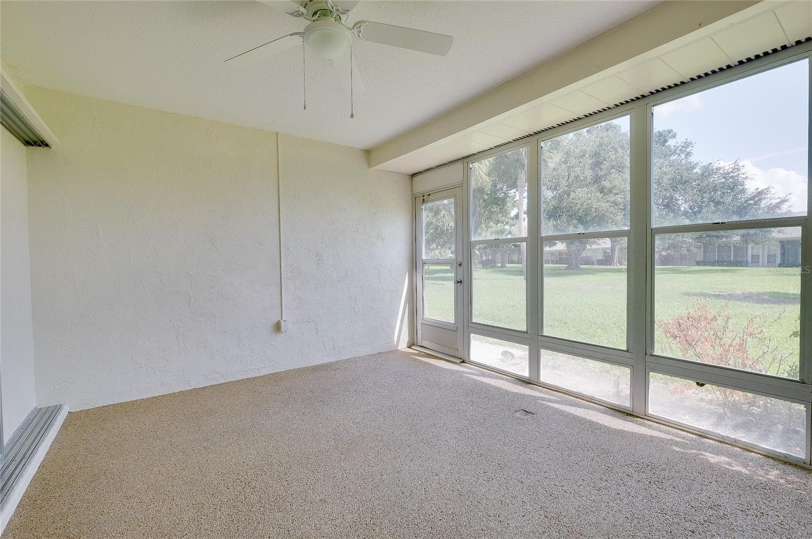 5617 EVERGREEN DR — photo 45 of 56