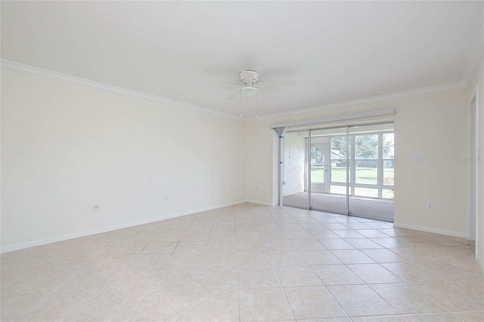 5617 EVERGREEN DR — photo 20 of 56