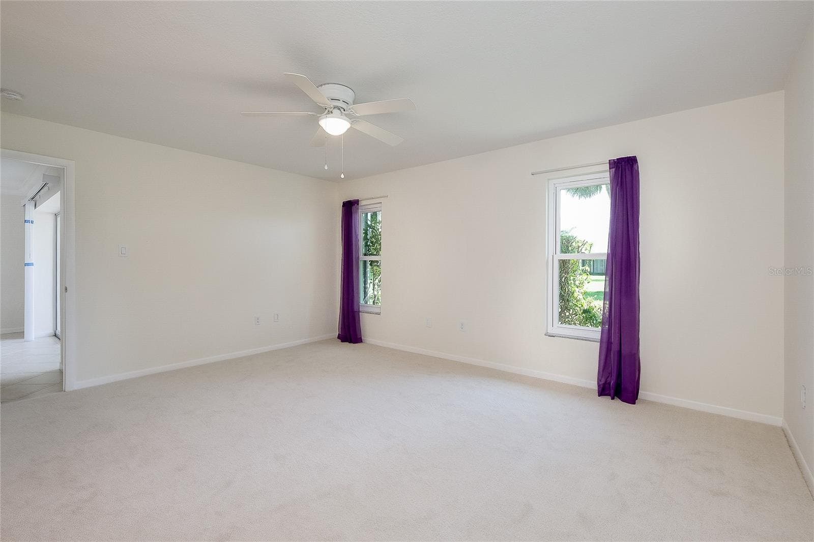 5617 EVERGREEN DR — photo 32 of 56