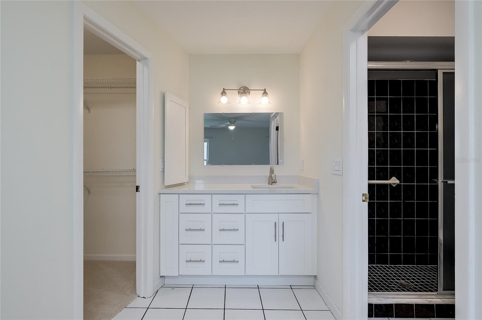 5617 EVERGREEN DR — photo 36 of 56