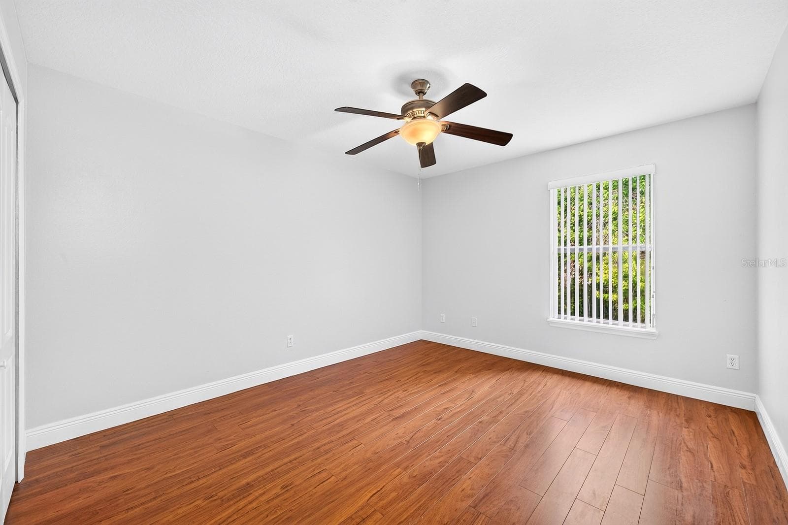 403 CAREY WAY — photo 18 of 35