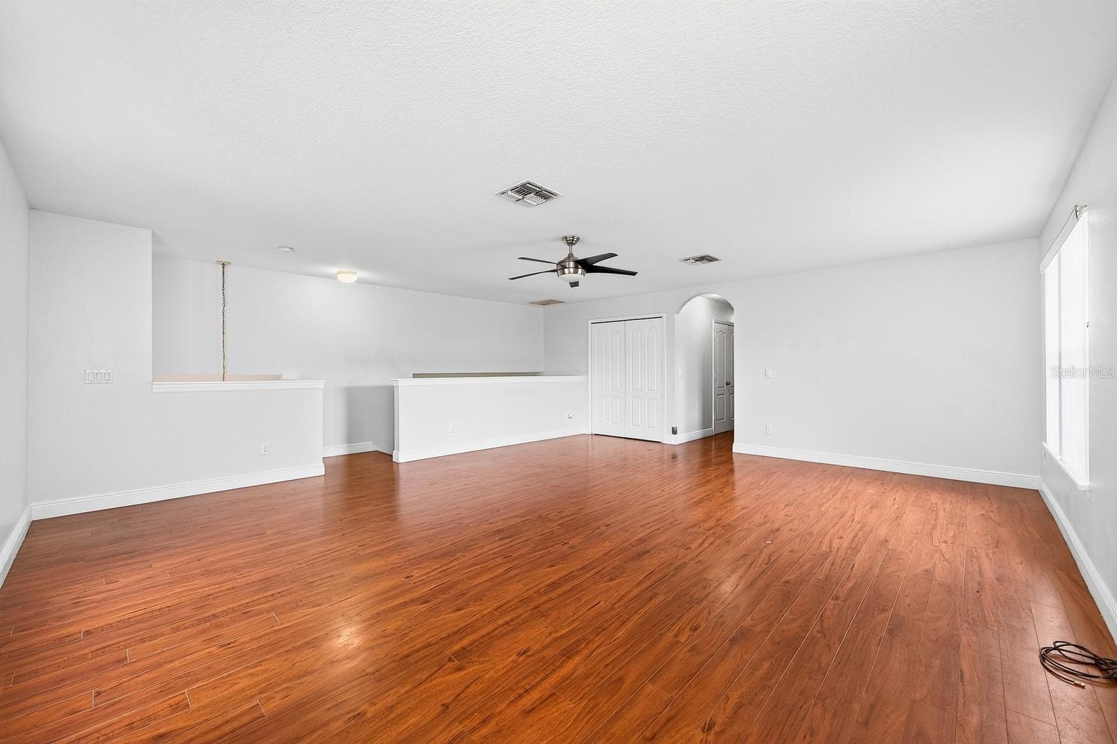403 CAREY WAY — photo 16 of 35