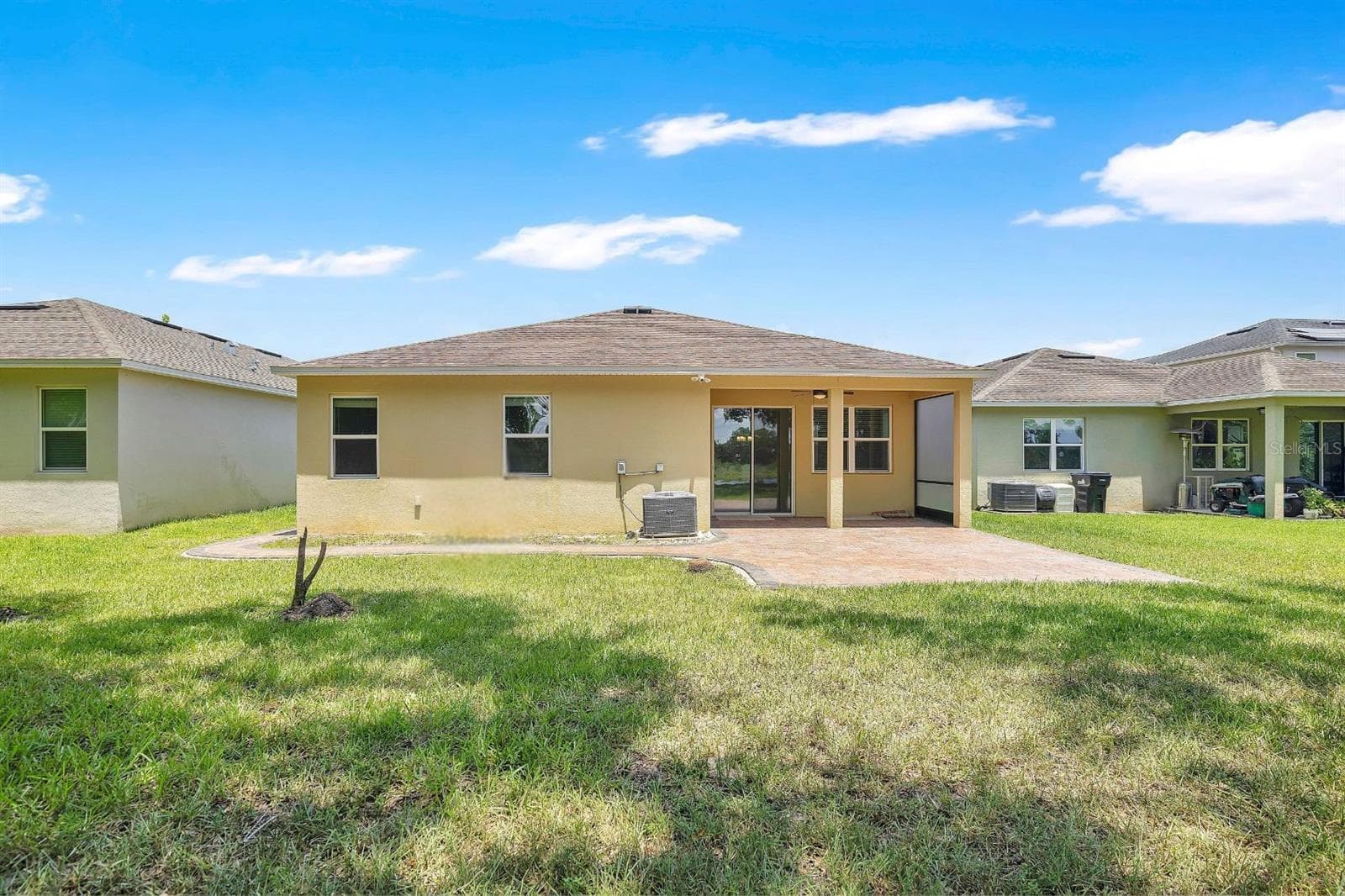 14254 SERANOA DRIVE — photo 18 of 31