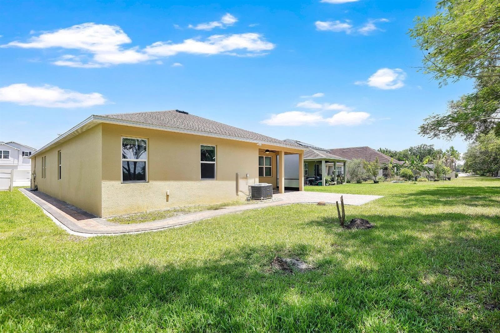 14254 SERANOA DRIVE — photo 19 of 31