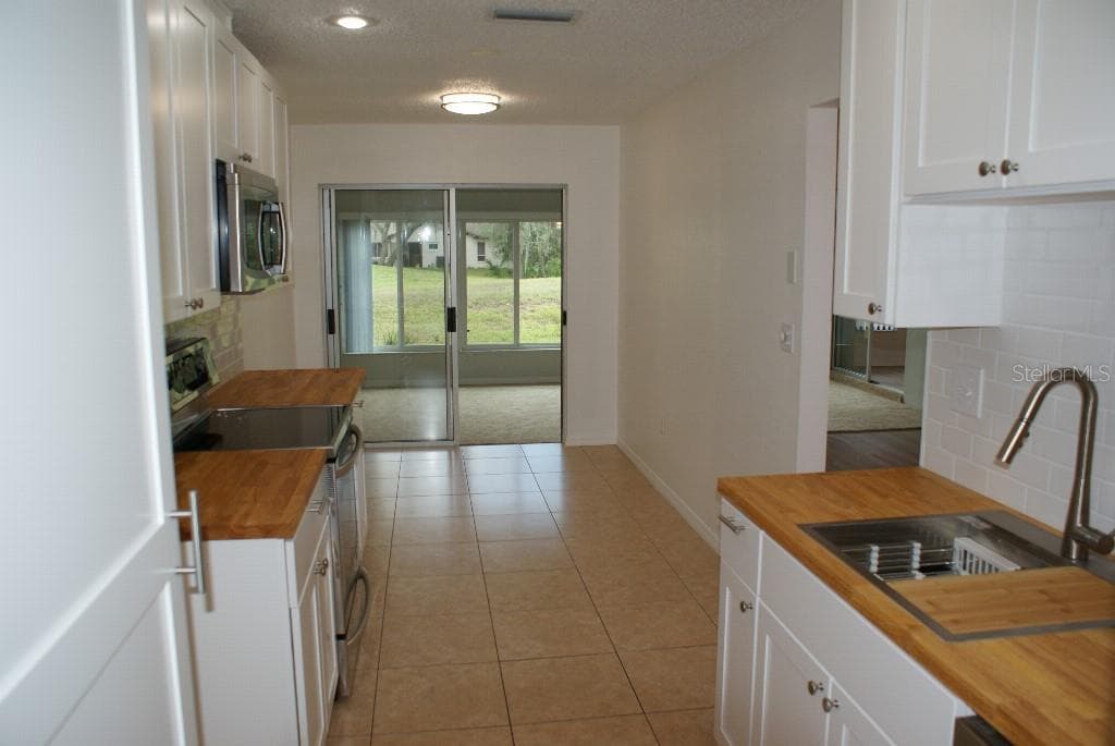 7445 CRESTWOOD DRIVE — photo 17 of 44