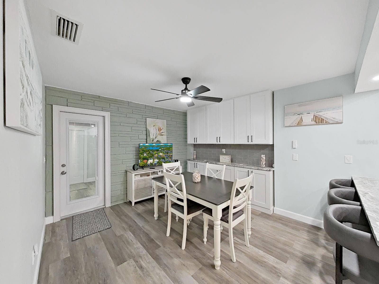 1004 PENINSULA AVENUE — photo 31 of 44