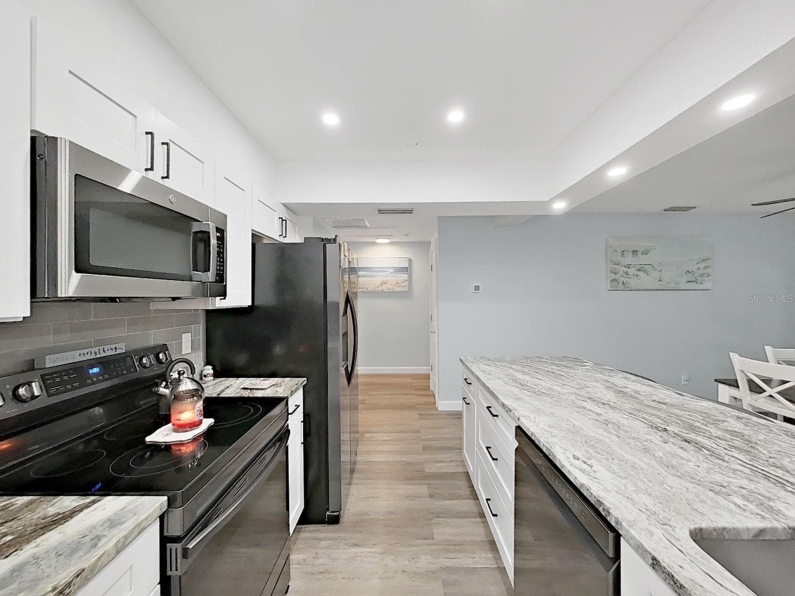1004 PENINSULA AVENUE — photo 27 of 44