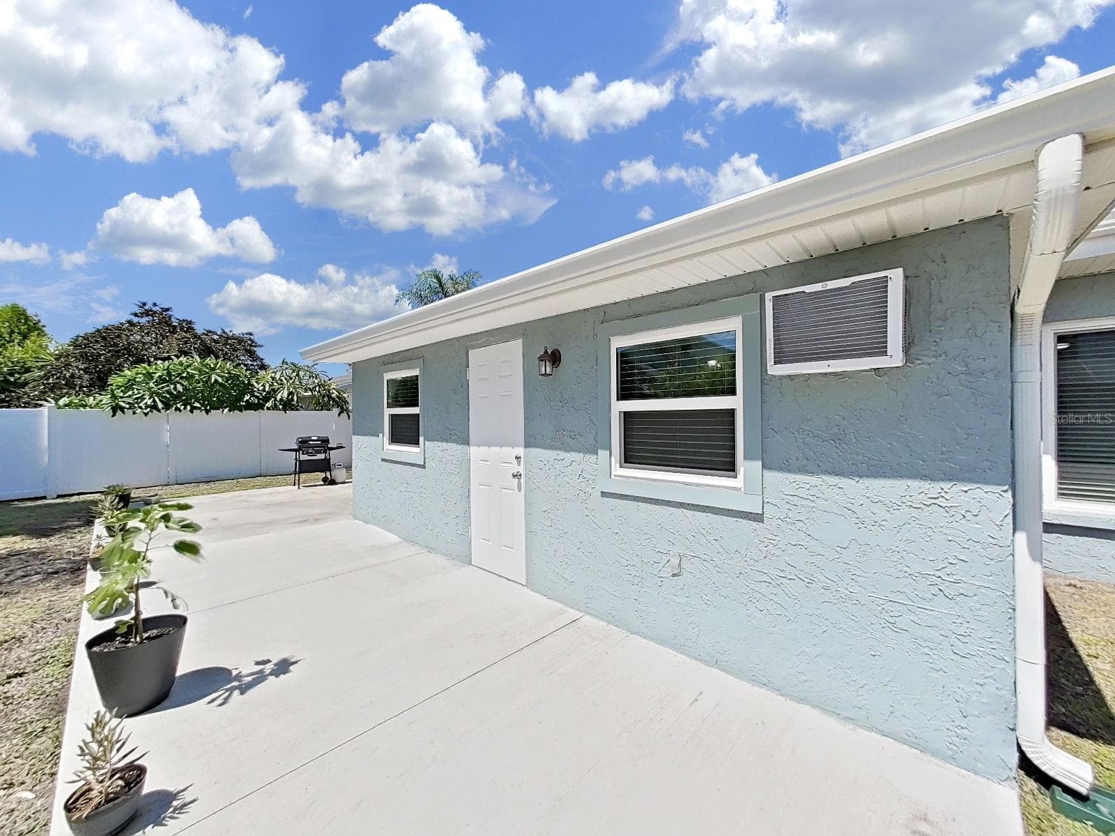 1004 PENINSULA AVENUE — photo 5 of 44