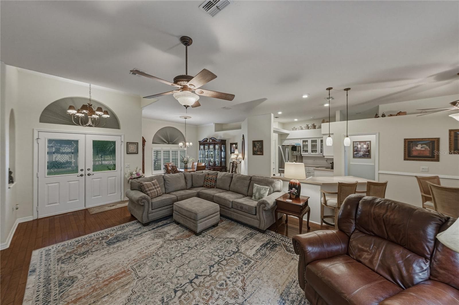 12215 WOODLANDS CIRCLE — photo 9 of 65