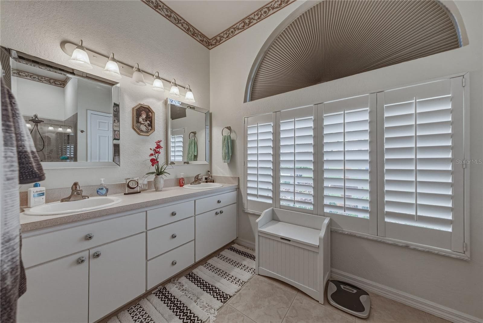 12215 WOODLANDS CIRCLE — photo 34 of 65