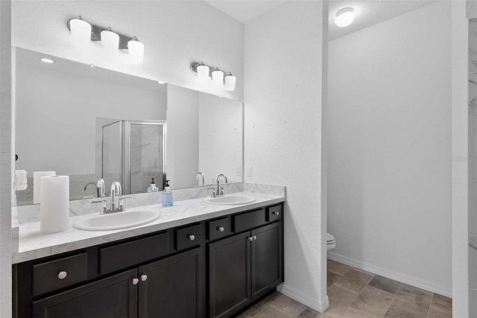 837 LIAM LANE — photo 21 of 36