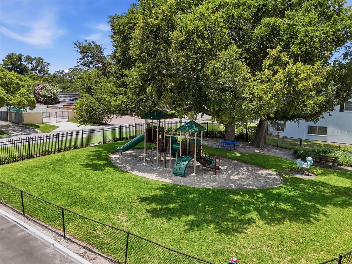 5120 MORTIER AVENUE — photo 47 of 47