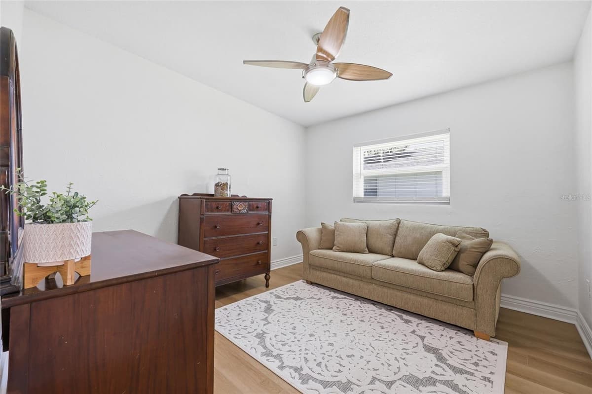 5120 MORTIER AVENUE — photo 26 of 47