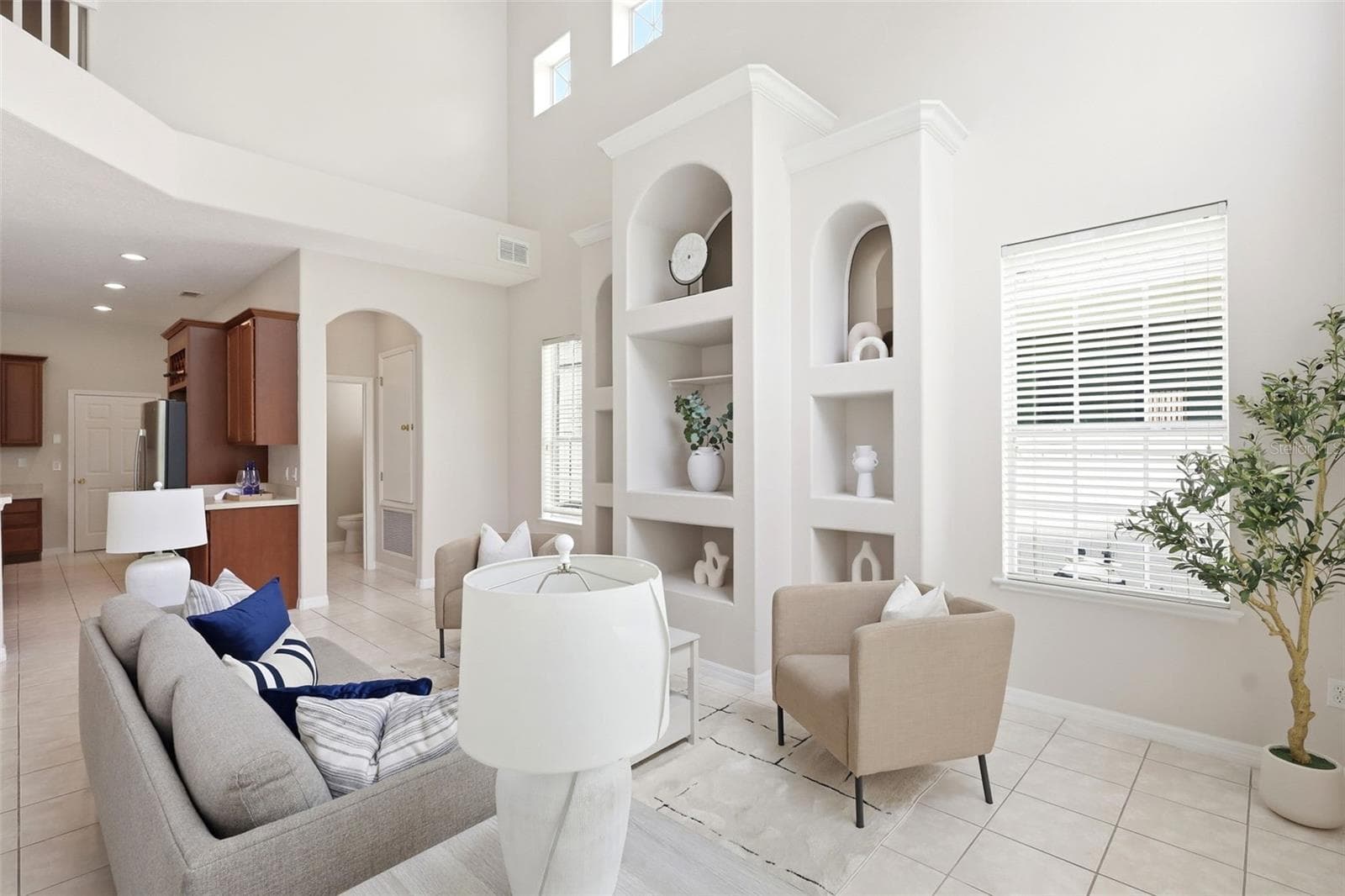 2555 SAND ARBOR CIRCLE — photo 7 of 44
