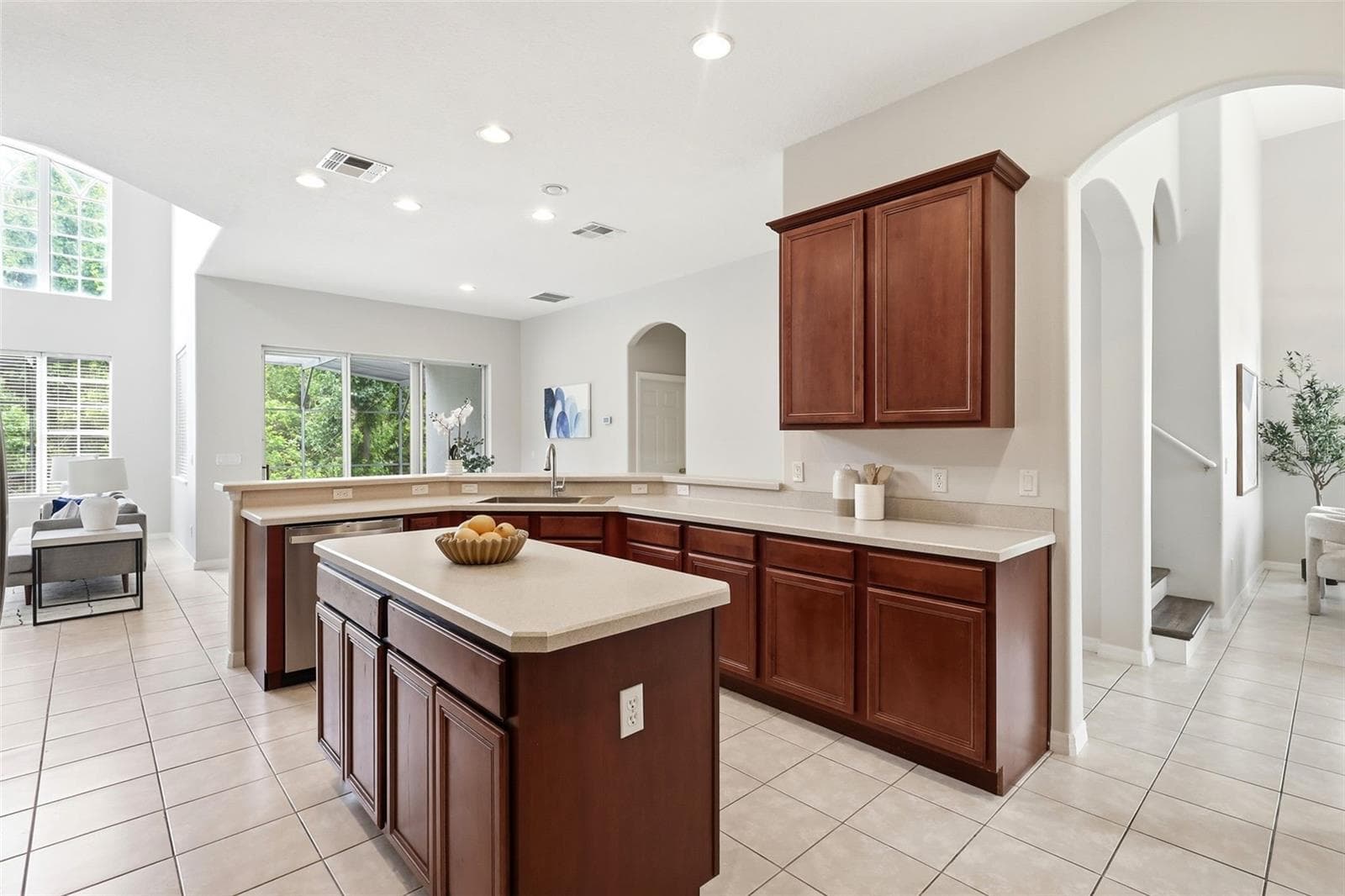2555 SAND ARBOR CIRCLE — photo 15 of 44