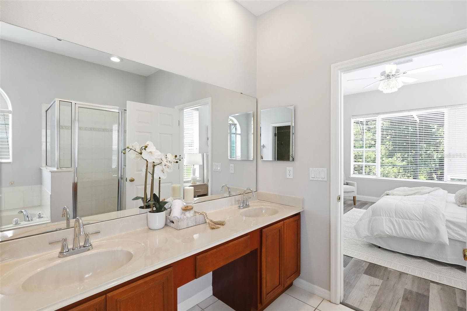 2555 SAND ARBOR CIRCLE — photo 10 of 44