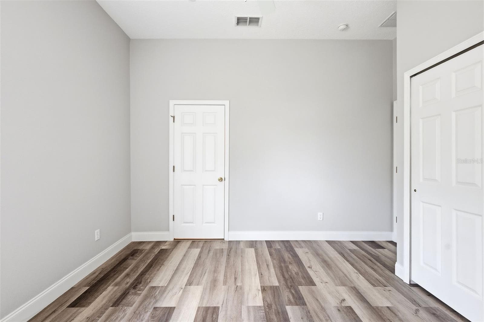 2555 SAND ARBOR CIRCLE — photo 28 of 44