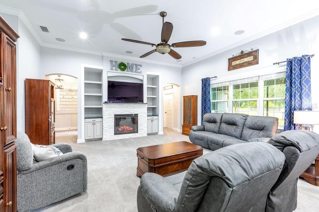 733 MARYNIK DRIVE — photo 11 of 46