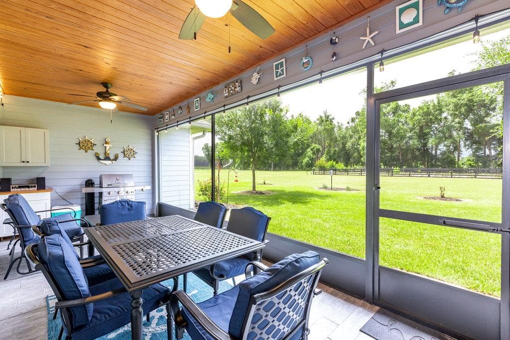 733 MARYNIK DRIVE — photo 32 of 46