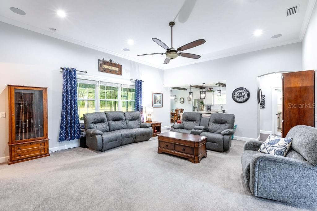 733 MARYNIK DRIVE — photo 12 of 46