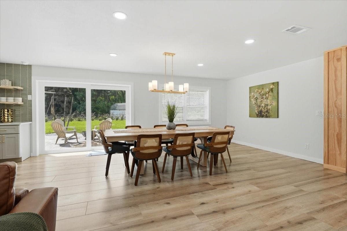 2072 LAKE ARIANA BOULEVARD — photo 14 of 49