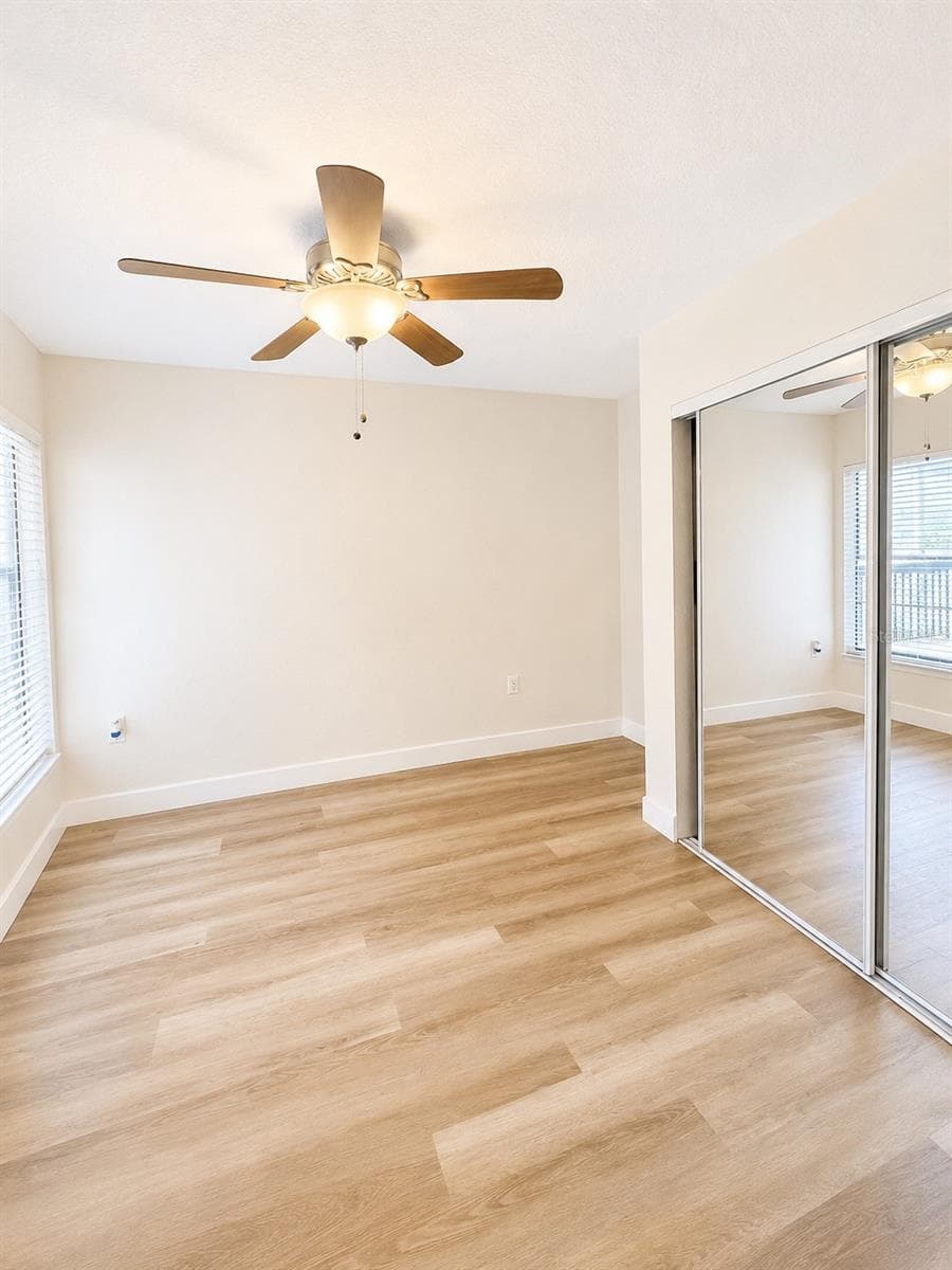 1054 LOTUS COVE COURT — photo 8 of 54