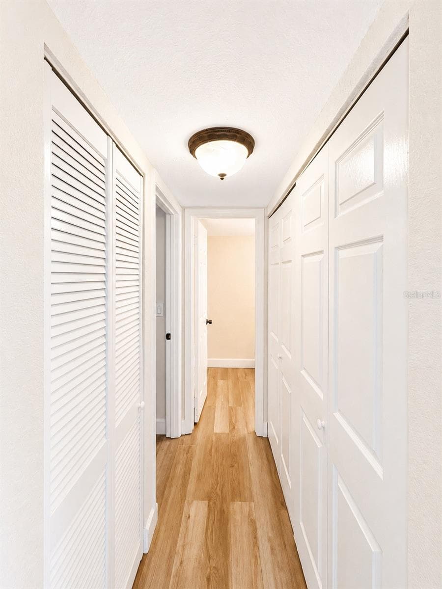 1054 LOTUS COVE COURT — photo 7 of 54