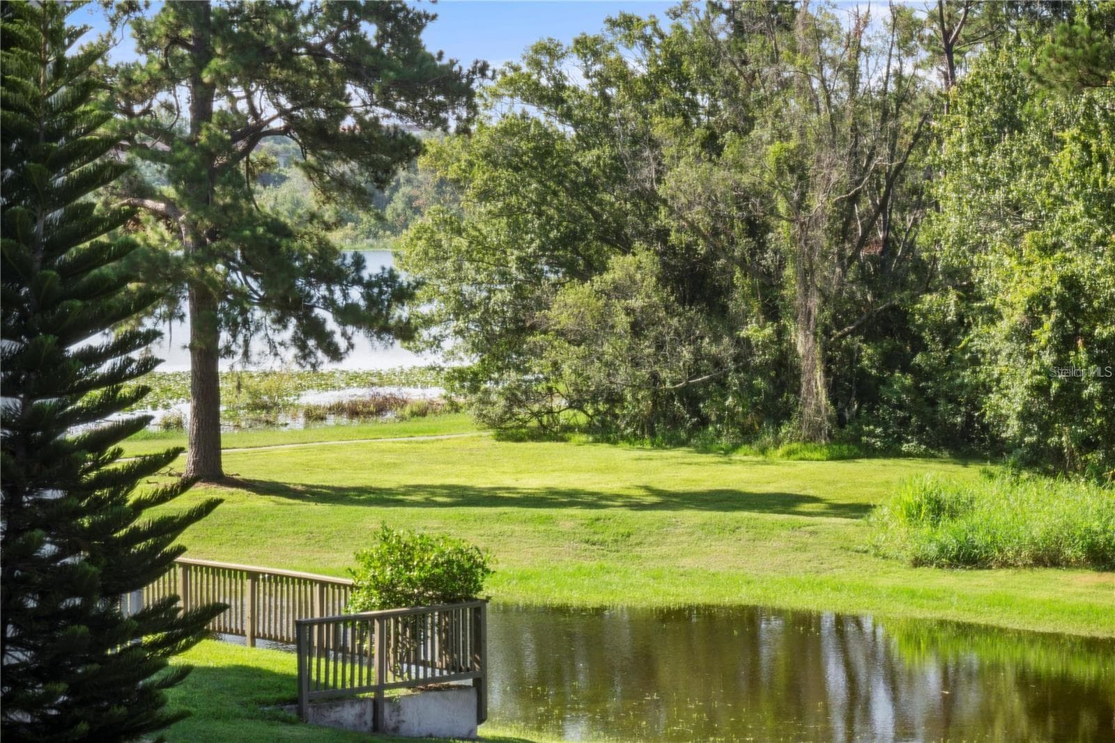 1054 LOTUS COVE COURT — photo 30 of 54