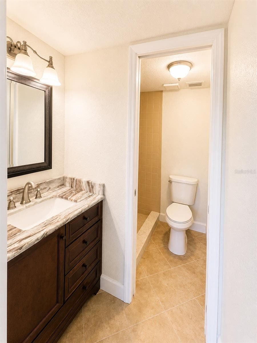1054 LOTUS COVE COURT — photo 18 of 54