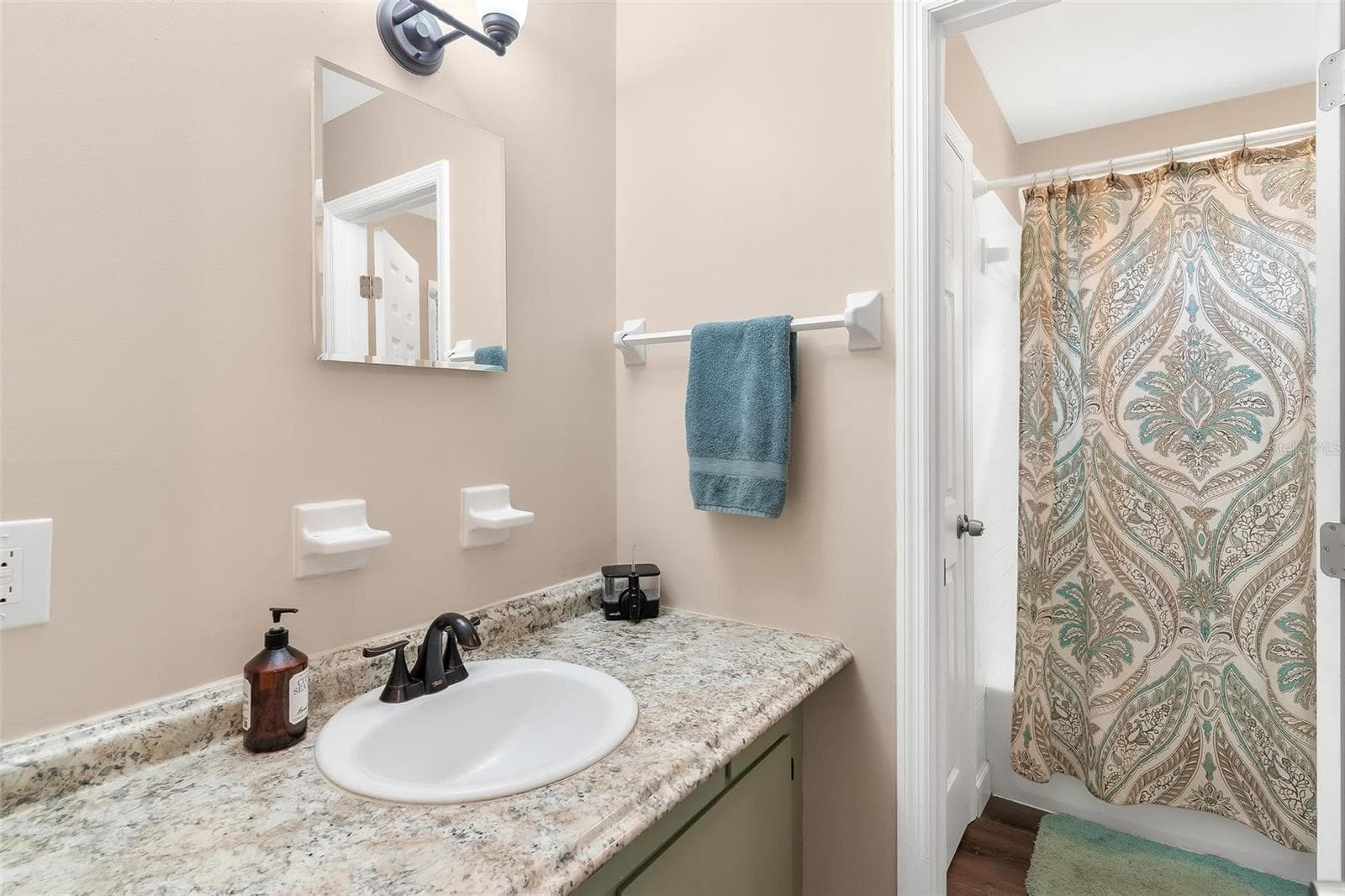 709 CINDY AVENUE — photo 18 of 33