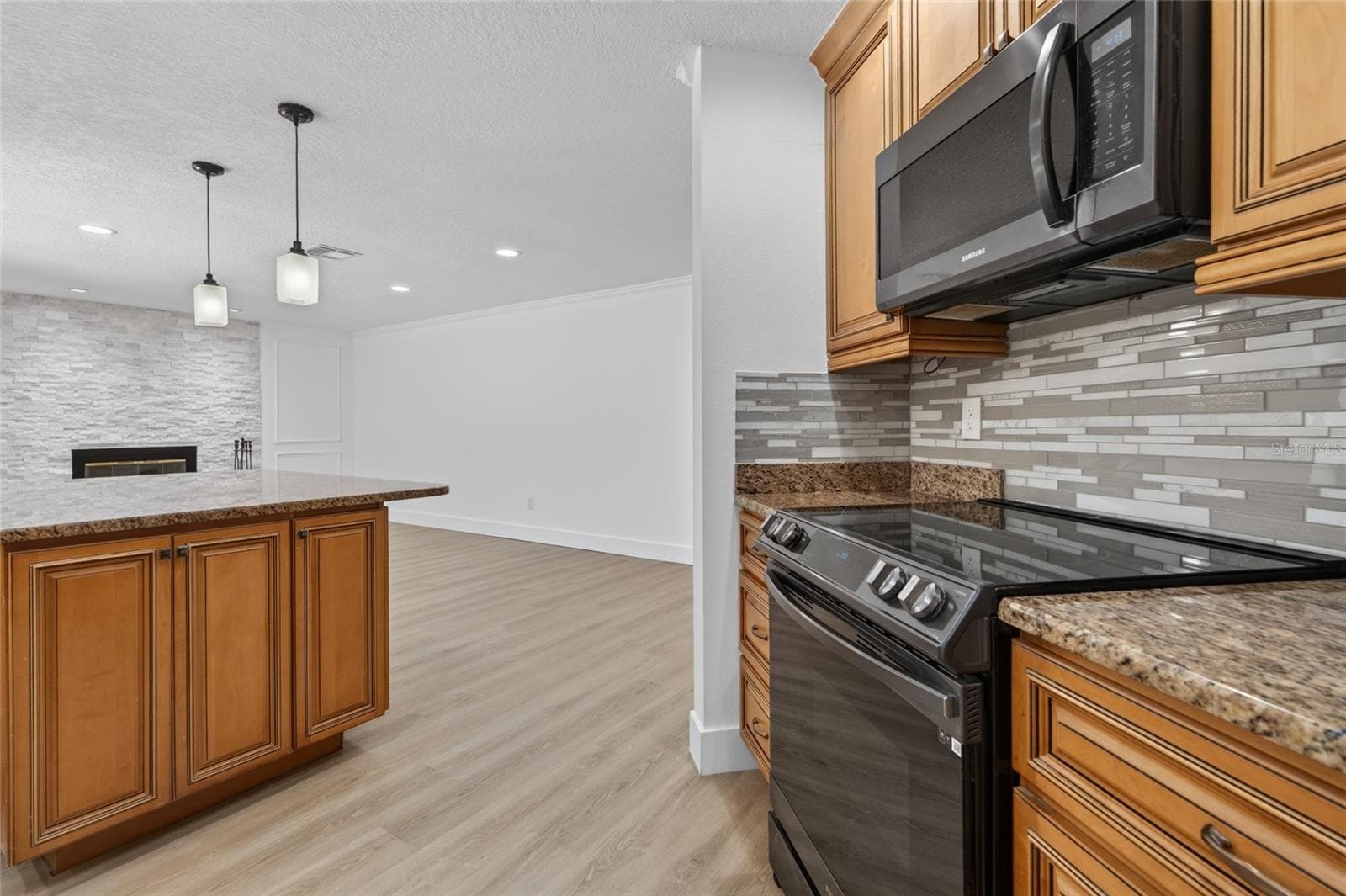 12114 RHONDA TERRACE — photo 17 of 46