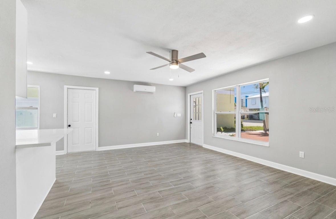 14906 BAYSHORE DRIVE — photo 14 of 54