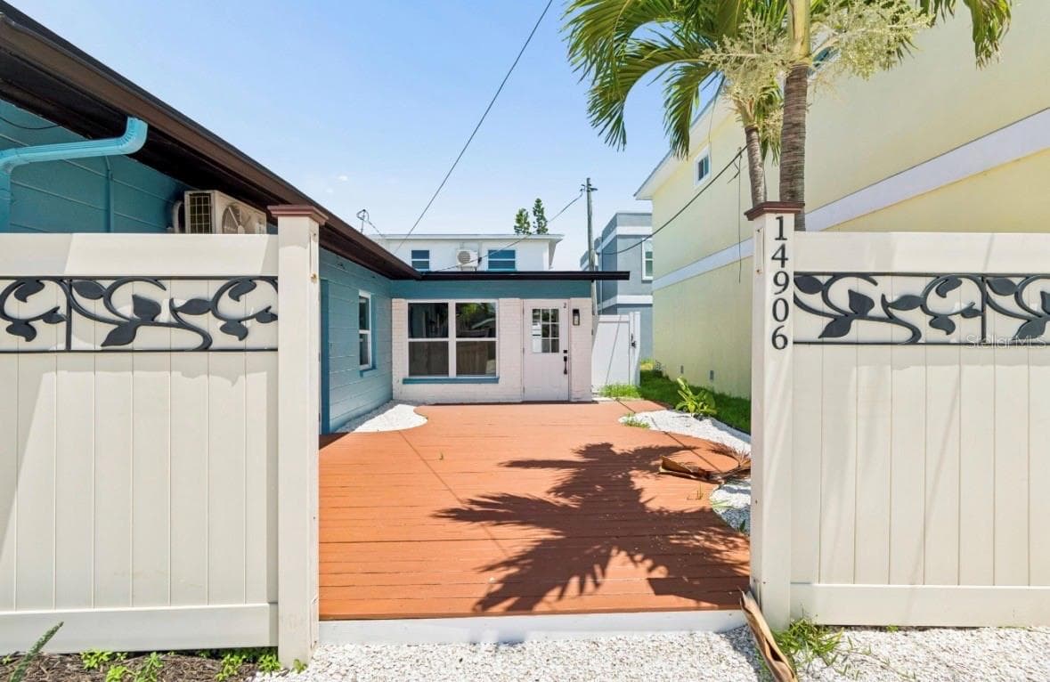 14906 BAYSHORE DRIVE — photo 3 of 54