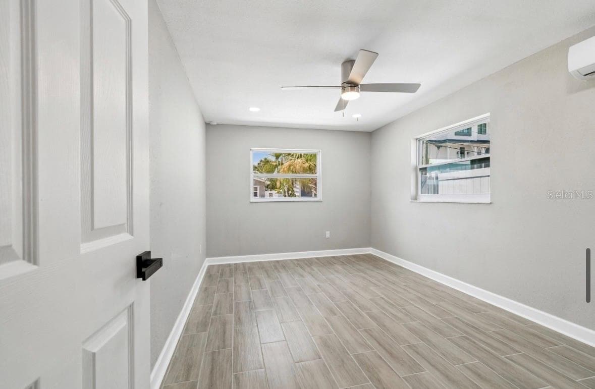 14906 BAYSHORE DRIVE — photo 33 of 54