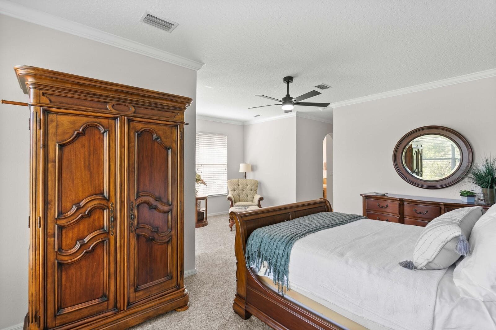 Unknown — photo 29 of 56