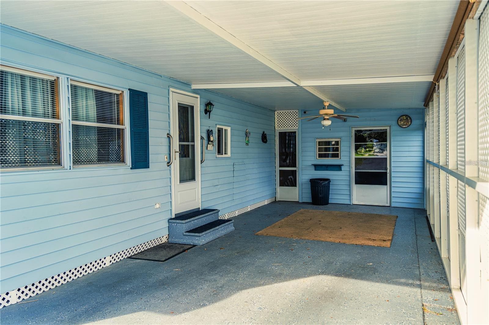 37331 HAMMOND DRIVE — photo 4 of 17