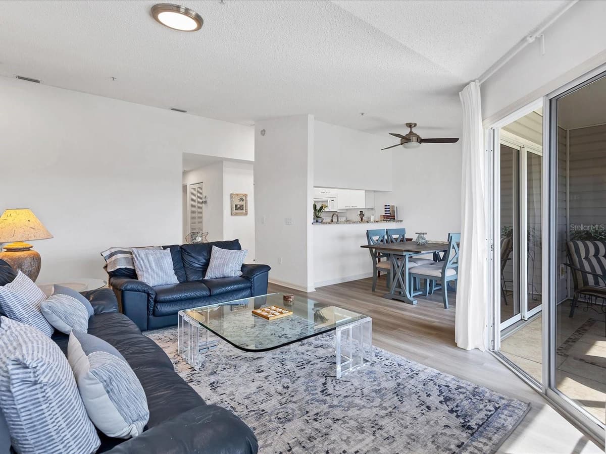 3607 BAY DRIVE — photo 9 of 30
