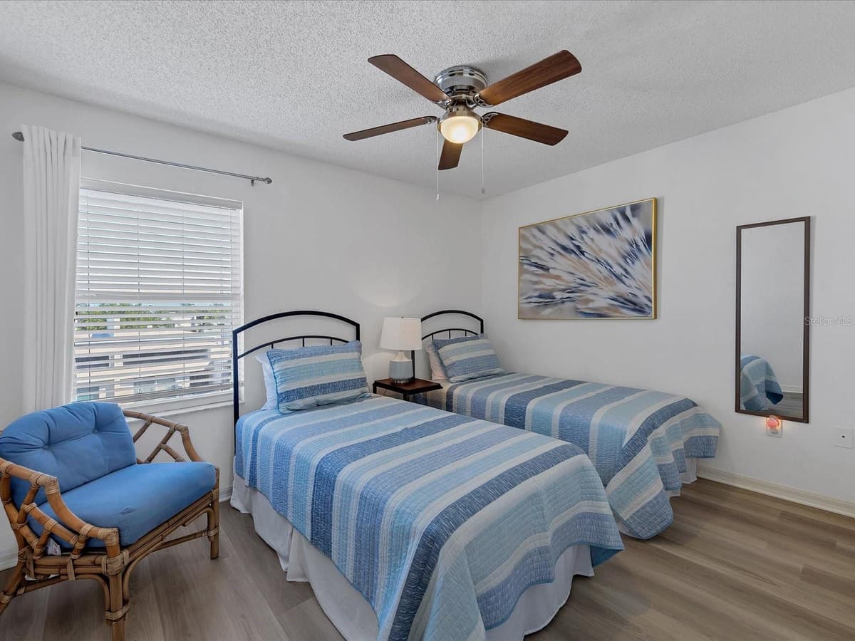 3607 BAY DRIVE — photo 21 of 30