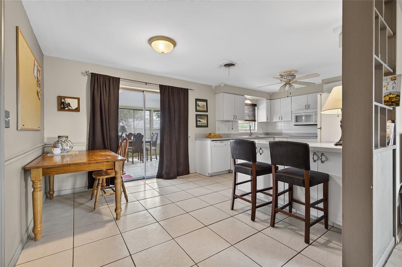 1342 EDMONTON DRIVE — photo 8 of 39