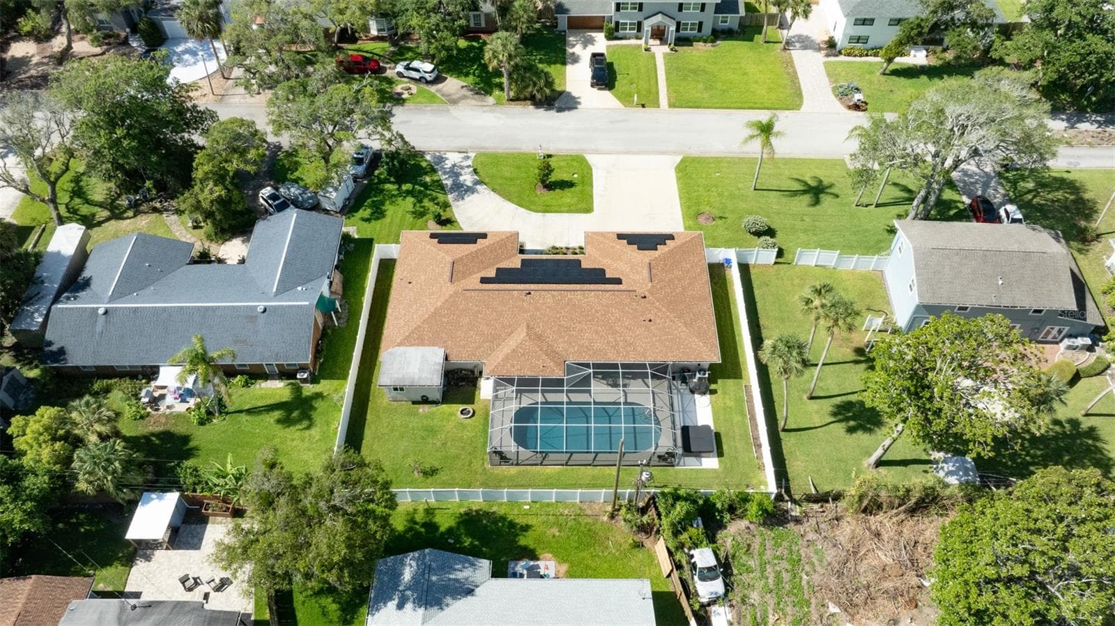 33 SANDCASTLE DRIVE — photo 67 of 89