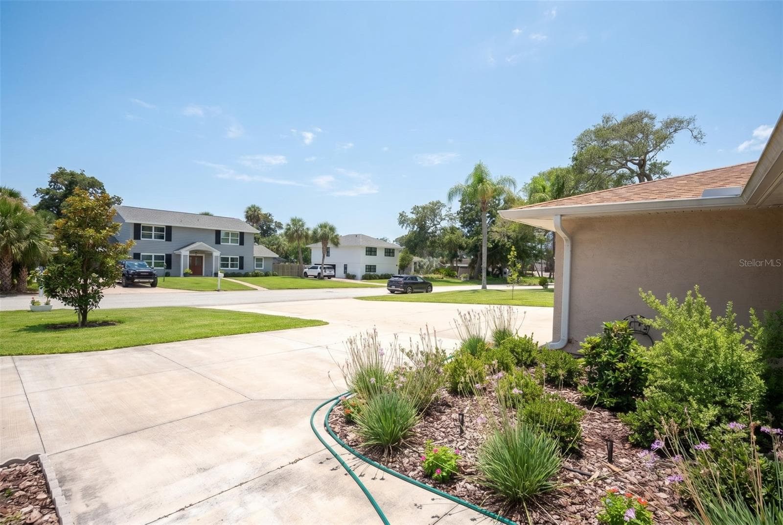 33 SANDCASTLE DRIVE — photo 82 of 89