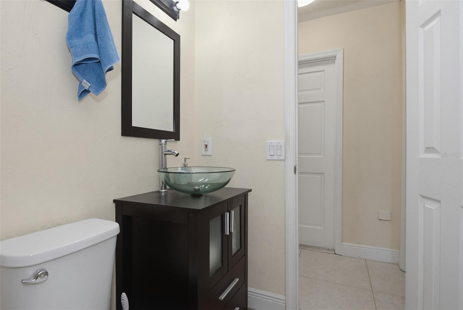 33 SANDCASTLE DRIVE — photo 40 of 89