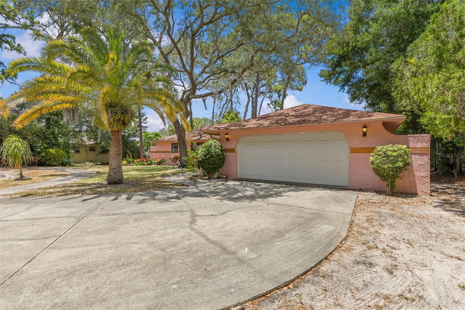 505 VILLAGE OAK DRIVE — photo 3 of 49