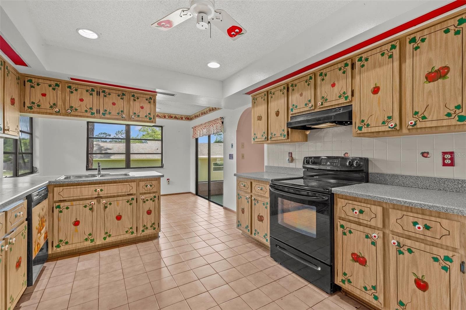 505 VILLAGE OAK DRIVE — photo 14 of 49