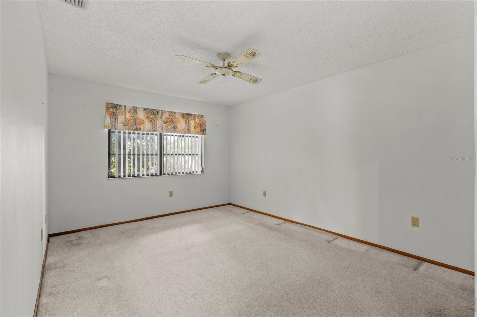 505 VILLAGE OAK DRIVE — photo 22 of 49