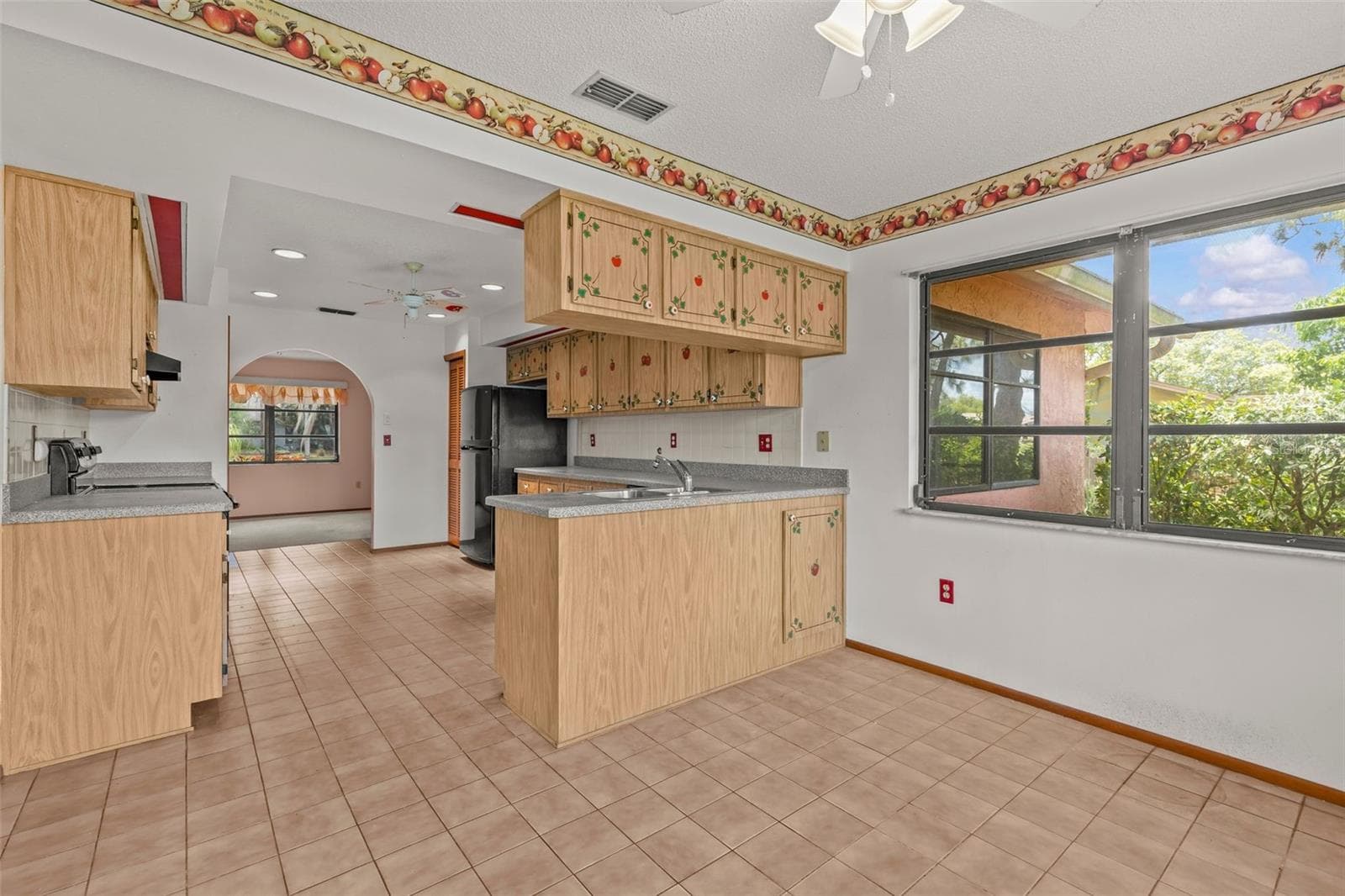 505 VILLAGE OAK DRIVE — photo 18 of 49
