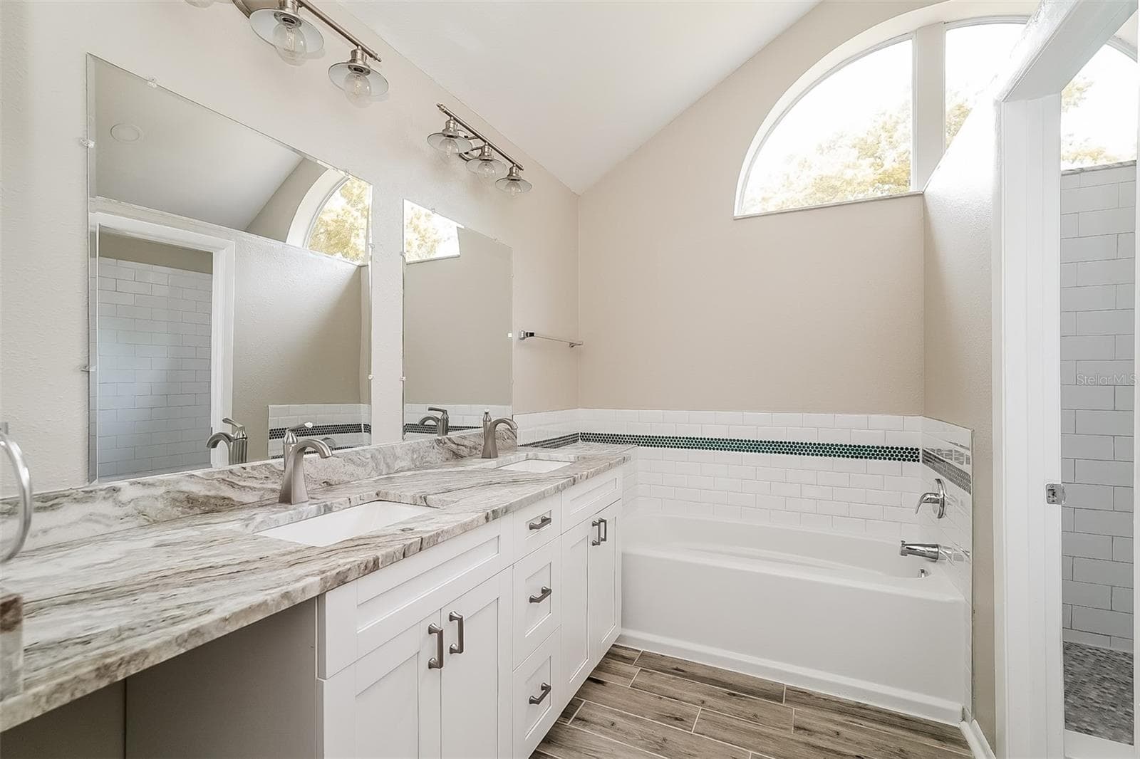 1019 RIDGEFIELD DRIVE — photo 10 of 16