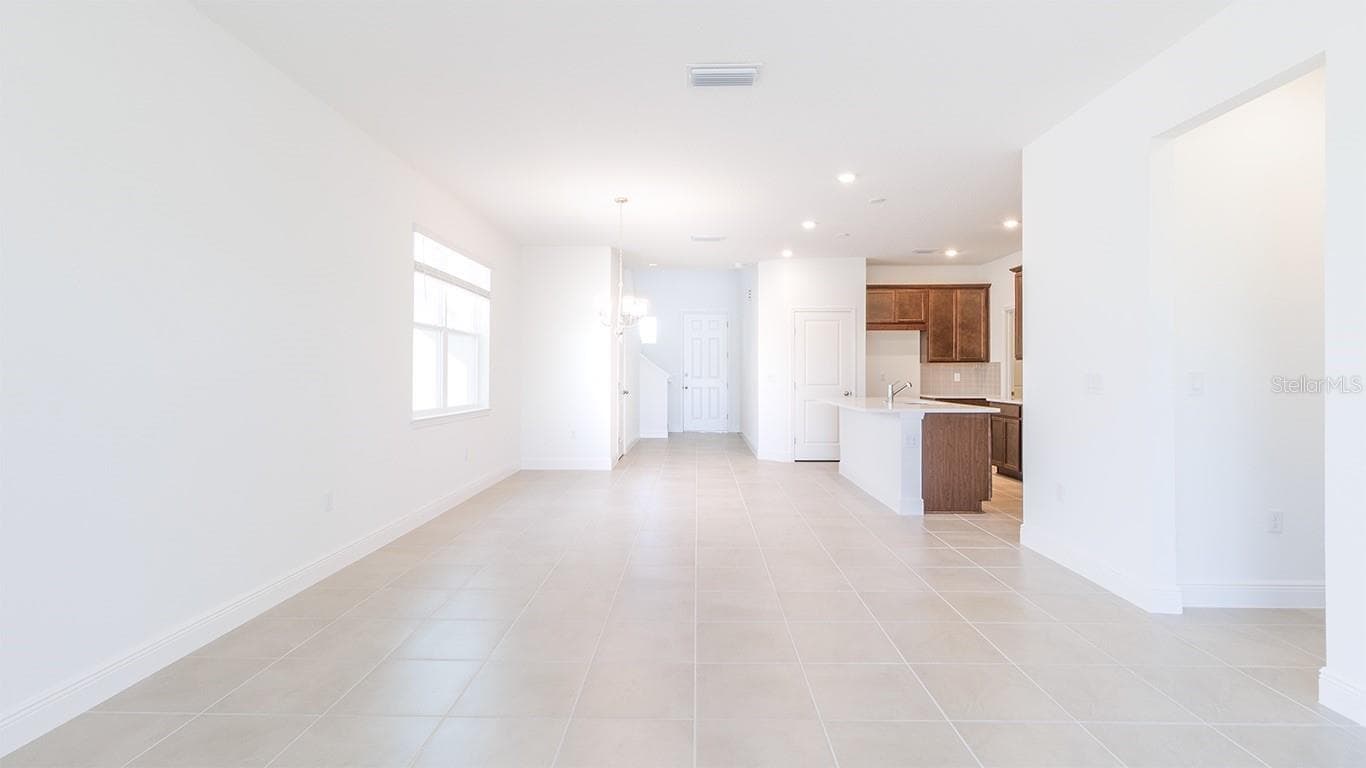 2144 SUNSHINE PEAK DRIVE — photo 6 of 23