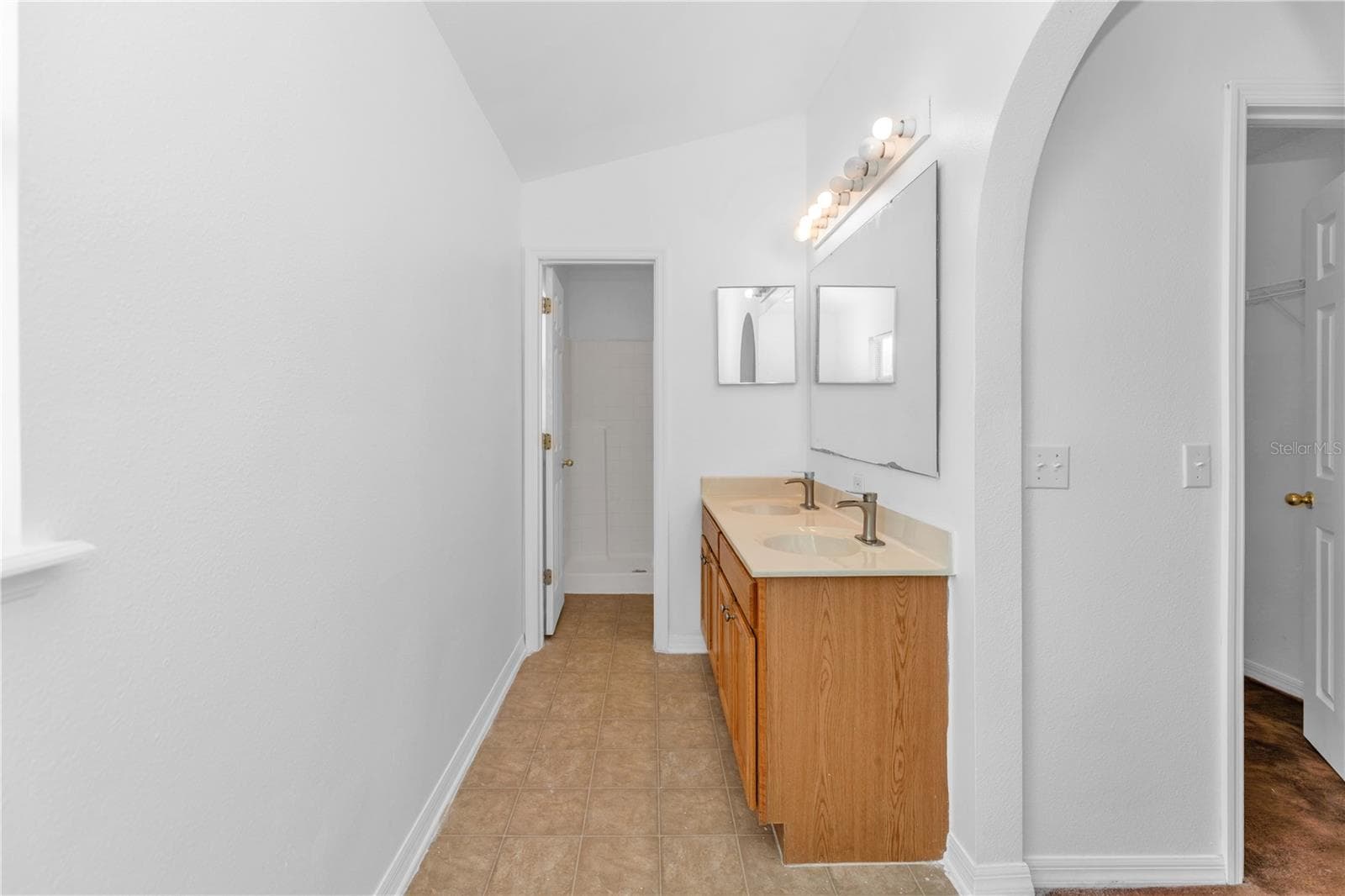 145 HARTWOOD STREET — photo 26 of 41
